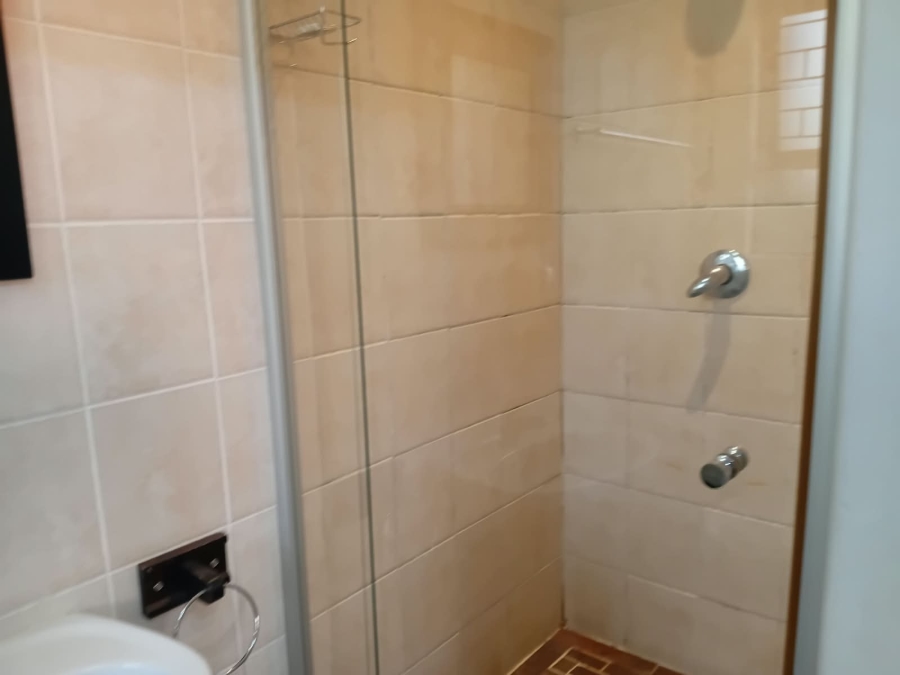 To Let 1 Bedroom Property for Rent in Gonubie North Eastern Cape